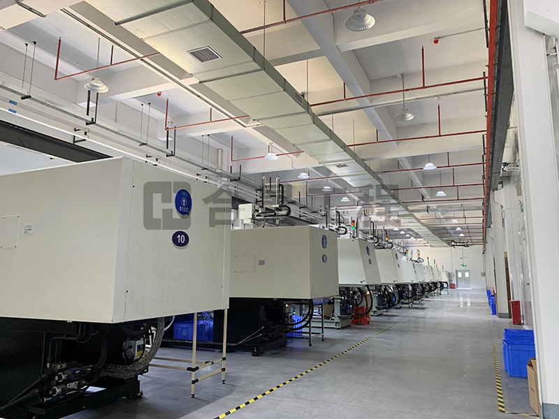 東莞盈灃科技有限公司工程緊鑼密鼓施工中，為迎接竣工全力奮戰！