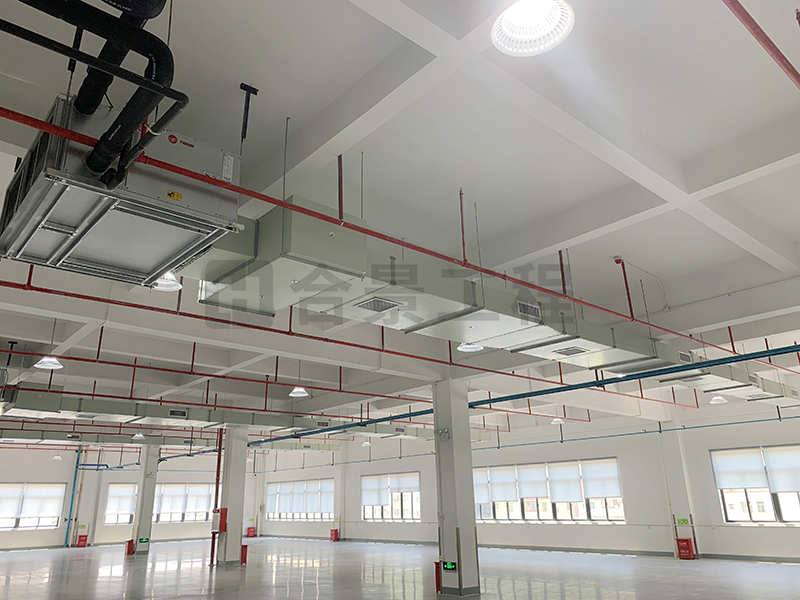 東莞盈灃科技有限公司工程緊鑼密鼓施工中，為迎接竣工全力奮戰！