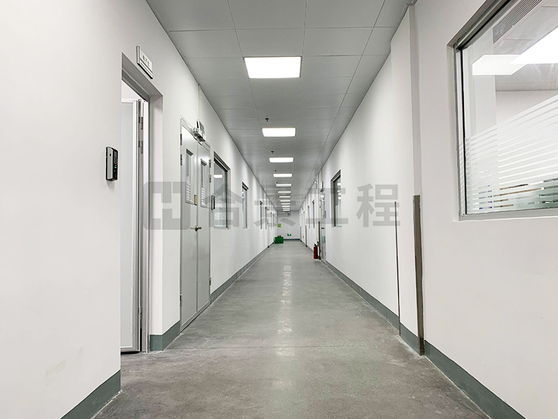 東莞盈灃科技有限公司工程緊鑼密鼓施工中，為迎接竣工全力奮戰！